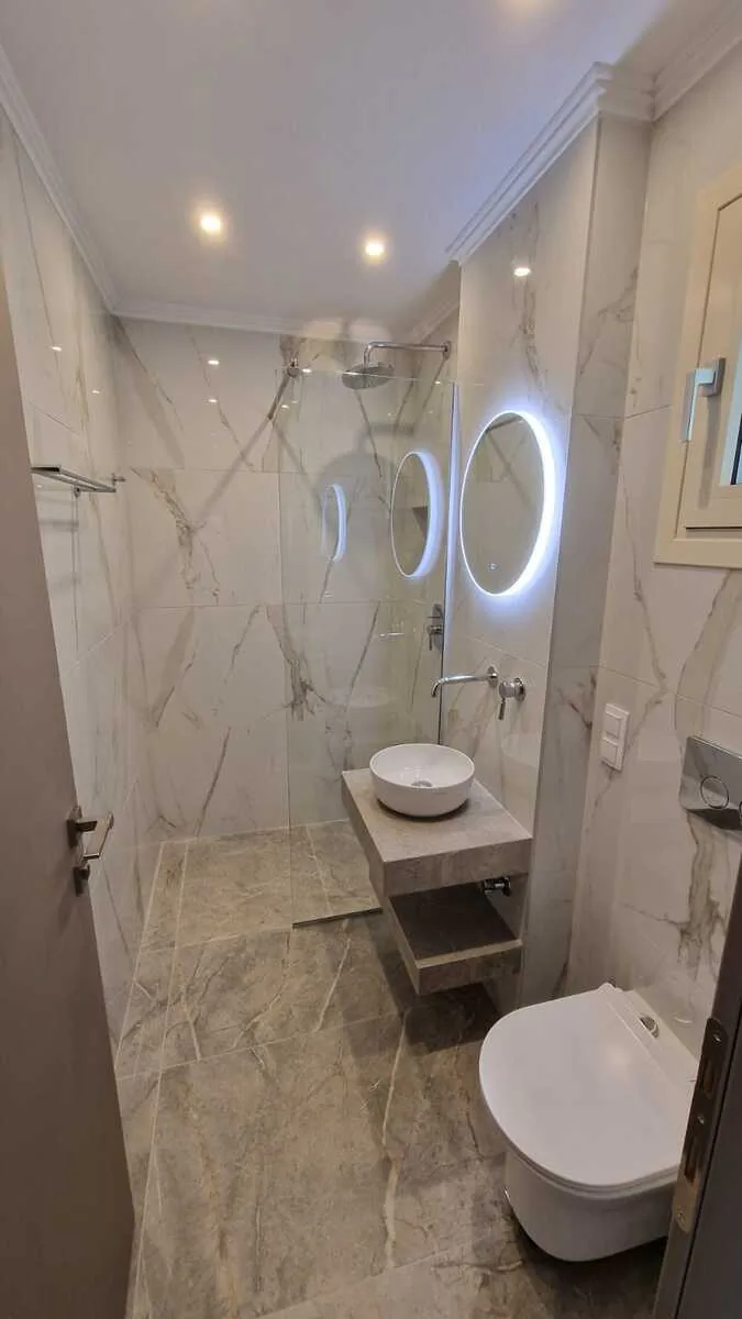 Corfelia Suites