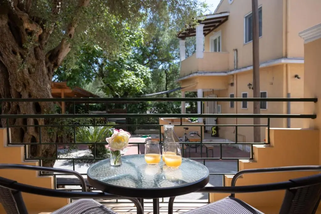 Wilde Rose Apartments
