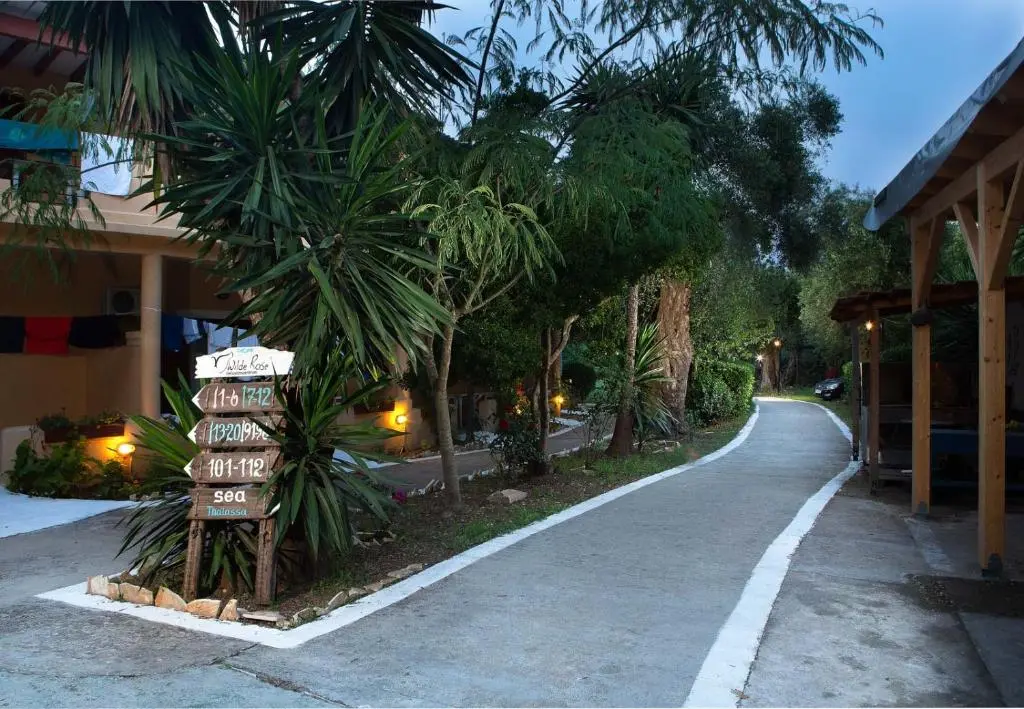 Wilde Rose Apartments