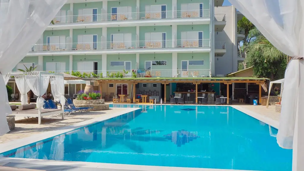 Paloma Blanca Hotel
